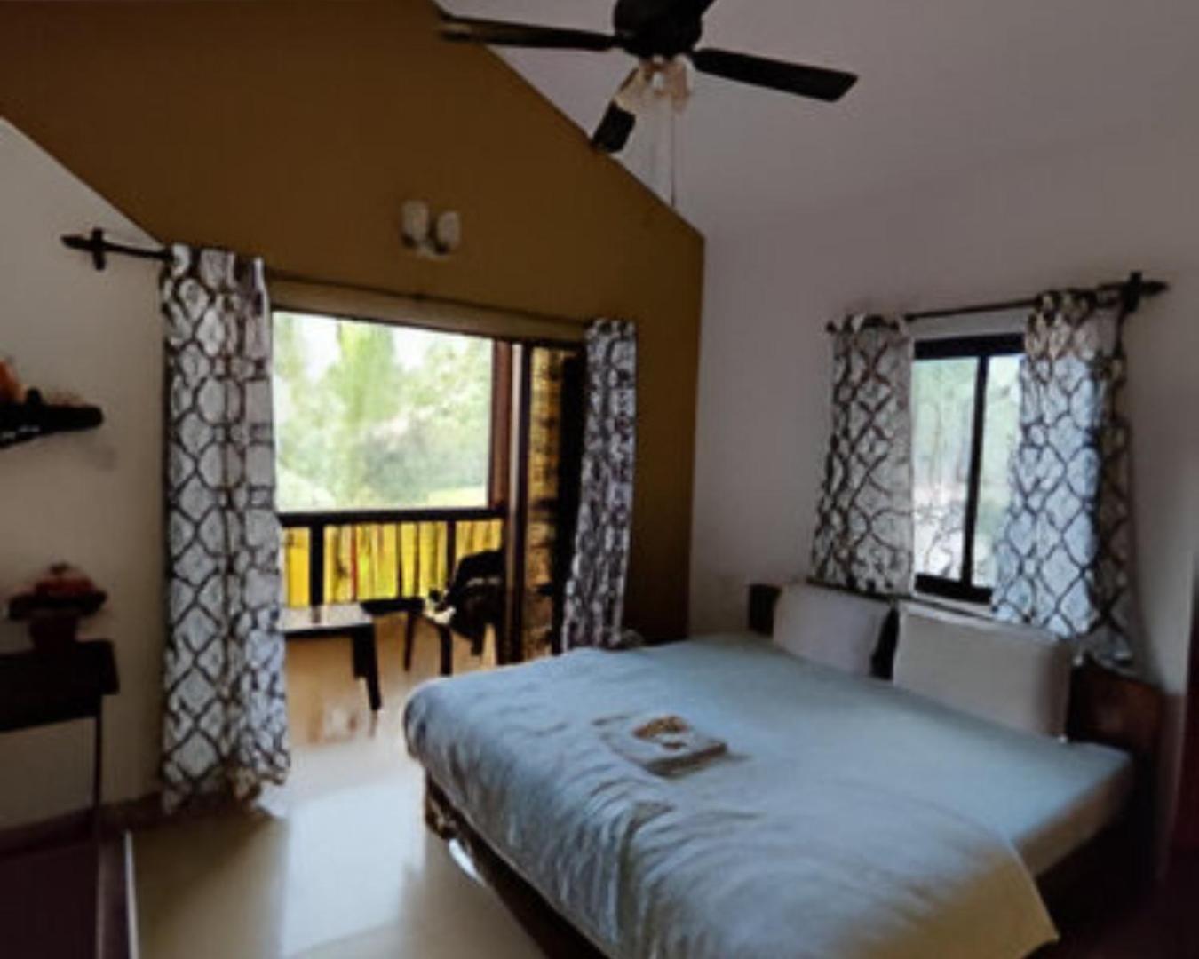 Ronne'S 2Bhk Lagoon Apartment -Calangute Luaran gambar